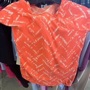 Women’s Northface active shirt